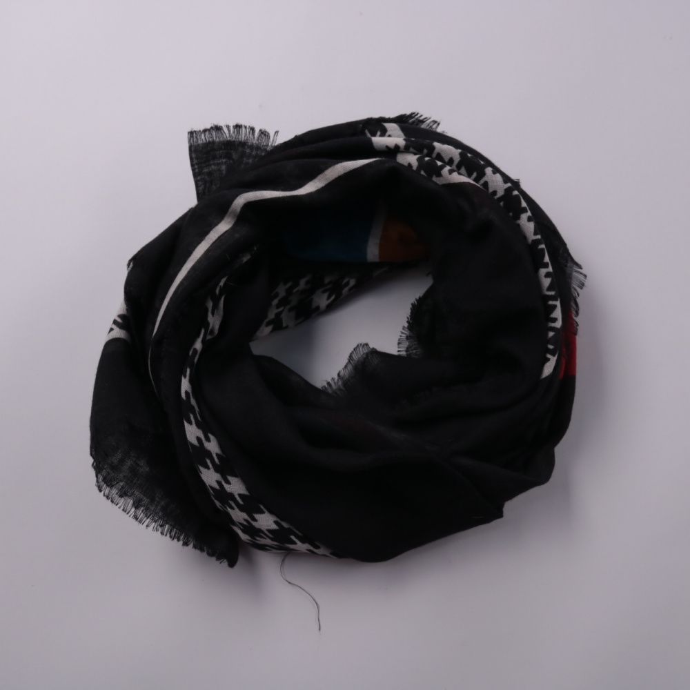 шарф не указано